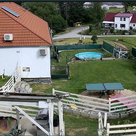 Apartman Suchdol Leilighet Bujanov Eksteriør bilde