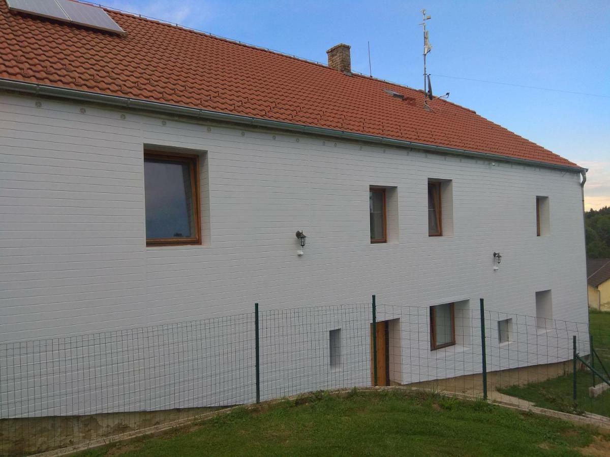 Apartman Suchdol Leilighet Bujanov Eksteriør bilde
